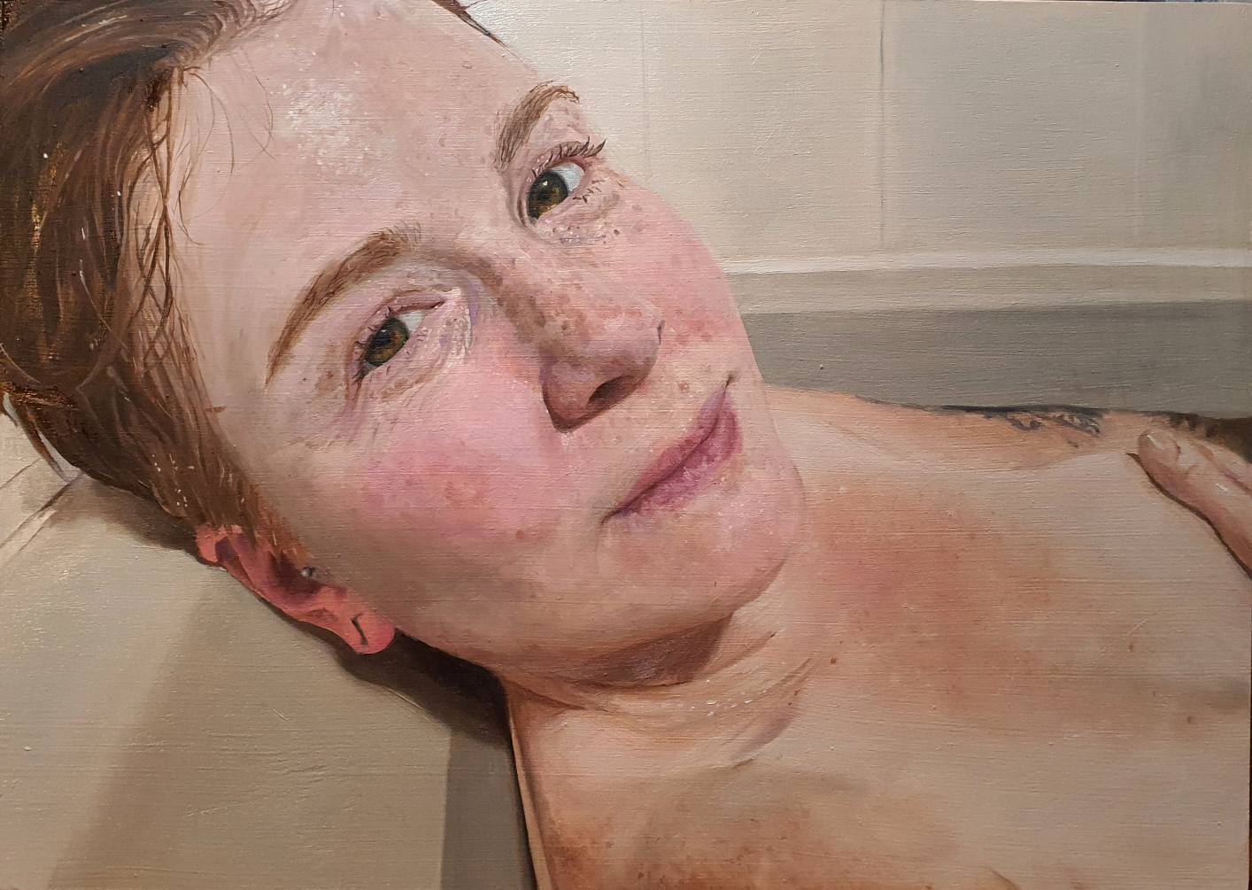Ember in the bath, oil portrait painting by Jen Maidment 